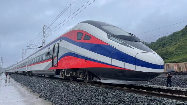 Lane Xang EMU train