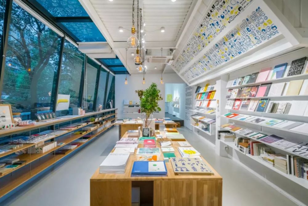 entertainment tranlation services