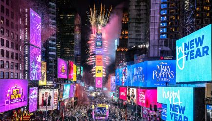 Chinese cultural elements shine at New York City (NYC)'s Times Square New Year's Eve countdown